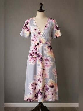 BLUEBELLE Maternity Dress, SIZE 8 (M) Floral Midi Gray Pink V-Neck Empire Waist